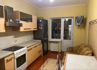 Аренда трехкомнатной квартиры, 83.5 м2, Улан-Удэ, Ключевская улица, 55Б