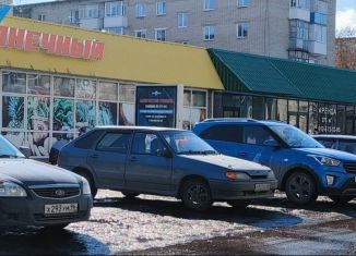 Сдаю в аренду торговую площадь, 230 м2, Свердловская область, улица Елизарьевых, 28А