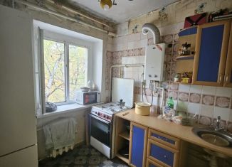 Продам 1-ком. квартиру, 32 м2, Новочеркасск, Мелиховская улица, 9