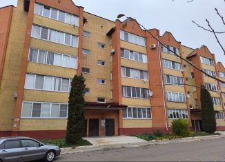 Продам 4-ком. квартиру, 105.7 м2, Обнинск, улица Курчатова, 68