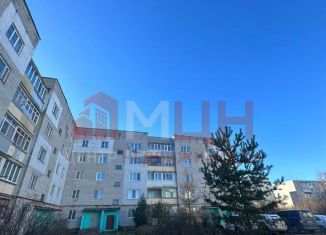 Продам 2-ком. квартиру, 48 м2, Лихославль, Свободный переулок, 4