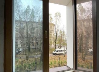 Продам трехкомнатную квартиру, 124.5 м2, Санкт-Петербург, набережная Адмирала Лазарева, 14, метро Петроградская