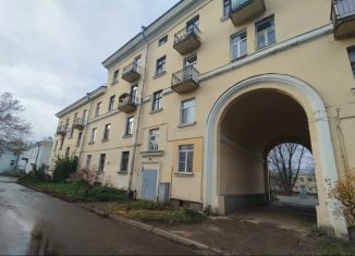 Продаю комнату, 18.4 м2, Санкт-Петербург, Школьная улица, 5