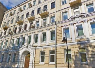 Продажа 4-комнатной квартиры, 151.8 м2, Москва, улица Спиридоновка, 16с1, метро Баррикадная