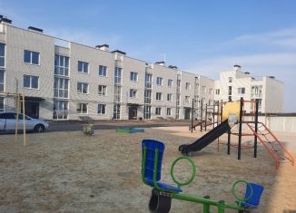 Продам 3-комнатную квартиру, 75 м2, село Новая Усмань, улица 70 лет Победы, 13