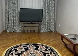 Сдаю 2-комнатную квартиру, 65 м2, Дагестан, проспект М. Омарова, 10