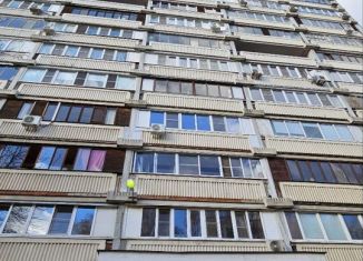 Продам 1-ком. квартиру, 35 м2, Москва, улица Каховка, 10к3, метро Севастопольская