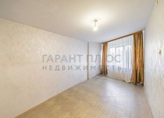 Продажа 3-комнатной квартиры, 63 м2, Липецк, улица Катукова, 25