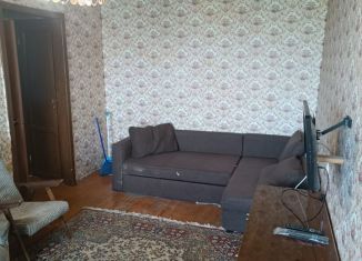 Сдаю 2-комнатную квартиру, 50 м2, Кронштадт, улица Карла Маркса, 12