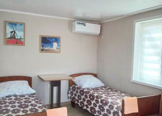 Сдам комнату, 16 м2, Ейск, улица Кирова, 60