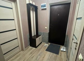 Сдается в аренду 2-ком. квартира, 40 м2, Краснодар, Кореновская улица, 57к1