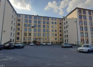 Продается 3-комнатная квартира, 78 м2, Северная Осетия, улица Хадарцева, 8