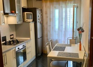 Сдаю в аренду 3-ком. квартиру, 65 м2, Реутов, Юбилейный проспект, 6