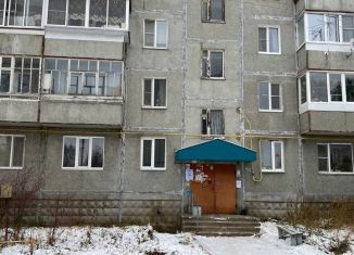 Двухкомнатная квартира на продажу, 47.3 м2, посёлок городского типа Краснозатонский, улица Ломоносова, 48А