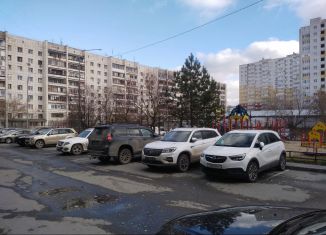 Продажа 2-комнатной квартиры, 82.6 м2, Тюмень, улица Александра Матросова, 1к2