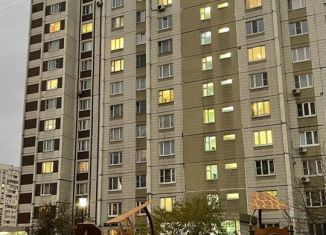 Сдам 2-ком. квартиру, 60 м2, Москва, улица Генерала Кузнецова, 16к2