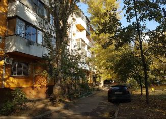 Продажа 3-комнатной квартиры, 48.5 м2, Ростов-на-Дону, Октябрьский район, улица Козлова, 62/148