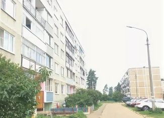 Продается 2-ком. квартира, 55 м2, Московская область, Школьная улица, 39