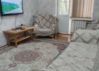 Сдаю трехкомнатную квартиру, 68 м2, Грозный, улица Пугачёва, Висаитовский район