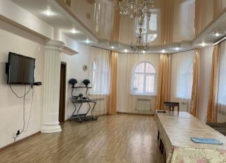 Сдается в аренду коттедж, 150 м2, Иркутск, Индустриальная улица, 28