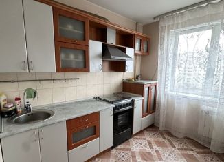 Сдается 1-ком. квартира, 40 м2, Омская область, улица Крупской, 8