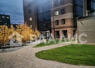 Продажа 3-ком. квартиры, 54 м2, Красноярский край, улица Мужества, 10Б