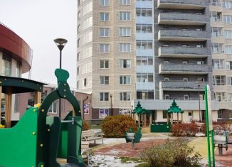 Продажа трехкомнатной квартиры, 86.9 м2, Екатеринбург, ЖК Северное Сияние, Кировградская улица, 10