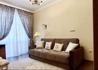 Продаю 2-ком. квартиру, 51 м2, Геленджик, Красная улица, 36