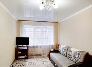 Сдается 1-ком. квартира, 30 м2, Оренбург, Магистральная улица, 8