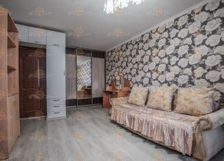 Сдаю 2-ком. квартиру, 35 м2, Ставрополь, улица Доваторцев, 9