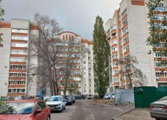 Продам 3-ком. квартиру, 90 м2, Воронеж, Беговая улица, 148, Коминтерновский район