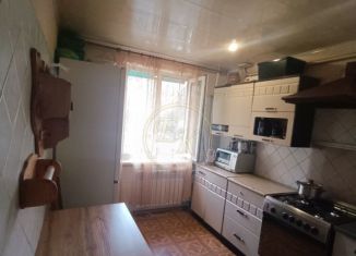 Продается 2-ком. квартира, 52 м2, Усть-Джегута, улица Богатырёва, 41