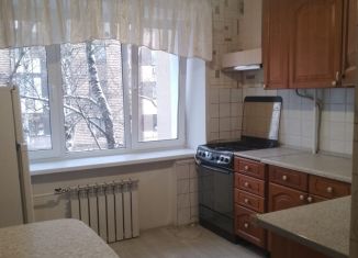 Сдам 1-ком. квартиру, 42 м2, Московская область, Фасадная улица, 1