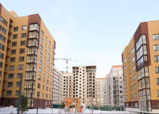 Продам 4-ком. квартиру, 82.2 м2, посёлок Петровский