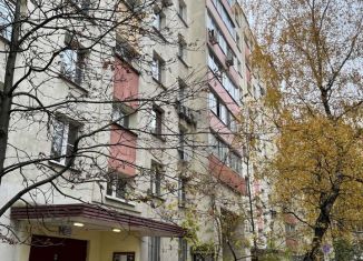 Продажа 3-комнатной квартиры, 61 м2, Москва, Голубинская улица, 17/9