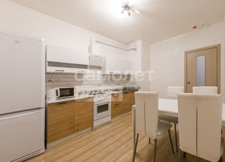 Продается трехкомнатная квартира, 82.1 м2, Екатеринбург, метро Чкаловская, проспект Академика Сахарова, 73