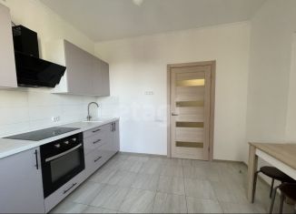 Продам 3-комнатную квартиру, 69 м2, Москва, улица Академика Черенкова, 15