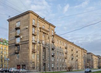 3-ком. квартира в аренду, 92 м2, Санкт-Петербург, Свеаборгская улица, 19, метро Электросила