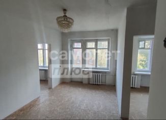 Продается 2-ком. квартира, 42.4 м2, Смоленск, Ленинский район, улица Кирова, 1