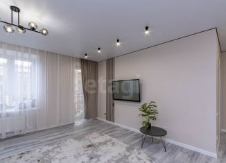 Продается трехкомнатная квартира, 115 м2, Тюмень, улица Тимофея Кармацкого, 5к2