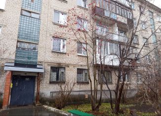 Продажа 3-комнатной квартиры, 62 м2, Новоуральск, улица Победы, 32Б