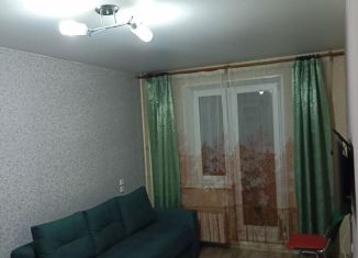 Сдается 1-комнатная квартира, 34 м2, Копейск, улица Кожевникова, 51А