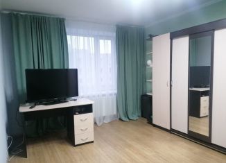 Продажа 2-ком. квартиры, 50 м2, Калужская область, улица Петра Тарасова, 8