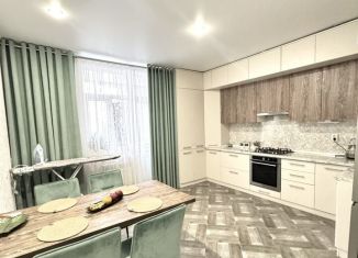 Продажа 2-комнатной квартиры, 74 м2, Ставропольский край, улица Тухачевского, 27/4