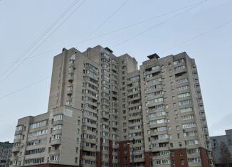 3-комнатная квартира на продажу, 70.5 м2, Санкт-Петербург, улица Шостаковича, 3к1, метро Озерки