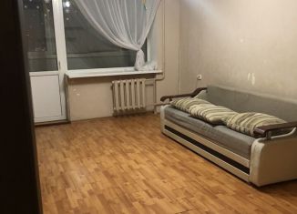 Сдача в аренду 1-ком. квартиры, 50 м2, Ростов-на-Дону, улица Жмайлова, 4/11, Советский район