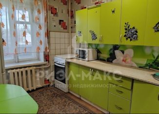 Продается 3-ком. квартира, 59.7 м2, Брянская область, Комсомольская улица, 19А