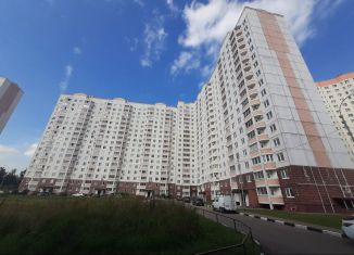 Сдам 3-комнатную квартиру, 73 м2, Чехов, Центральная улица, 41