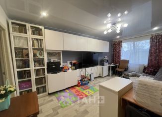 Продам 3-ком. квартиру, 60.3 м2, Санкт-Петербург, улица Тамбасова, 8к1, метро Проспект Ветеранов