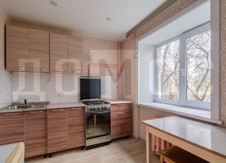 Продам 1-комнатную квартиру, 31 м2, Екатеринбург, улица Машиностроителей, 31, метро Проспект Космонавтов